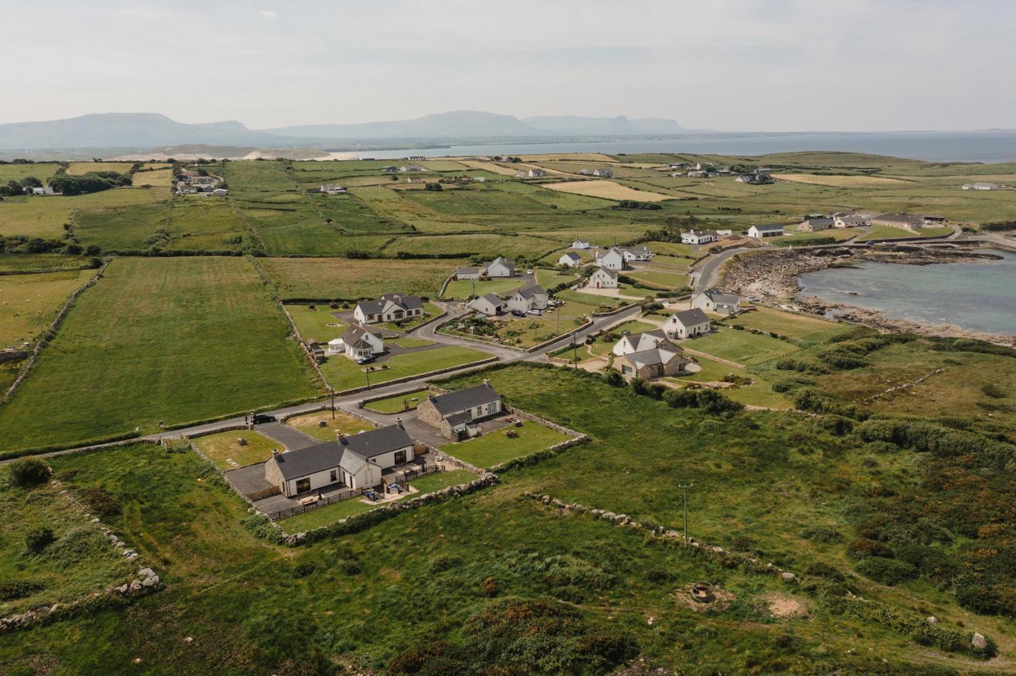 Creevy Cottages Росноулаг Екстериор снимка